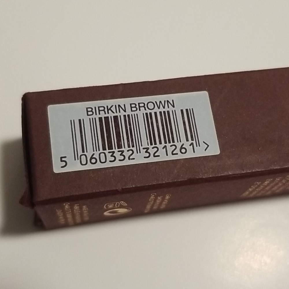 Charlotte Tilbury Matte Revolution Birkin Brown Lipstick - Picture 8 of 9